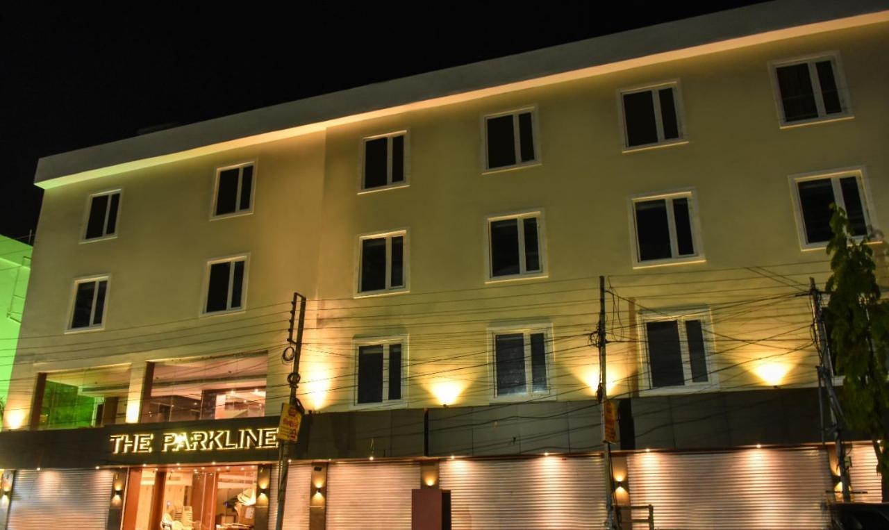 The Parkline Agartala Ngoại thất bức ảnh