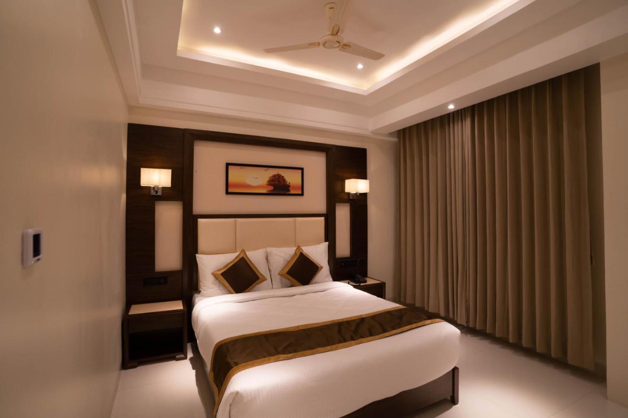 The Parkline Agartala Ngoại thất bức ảnh