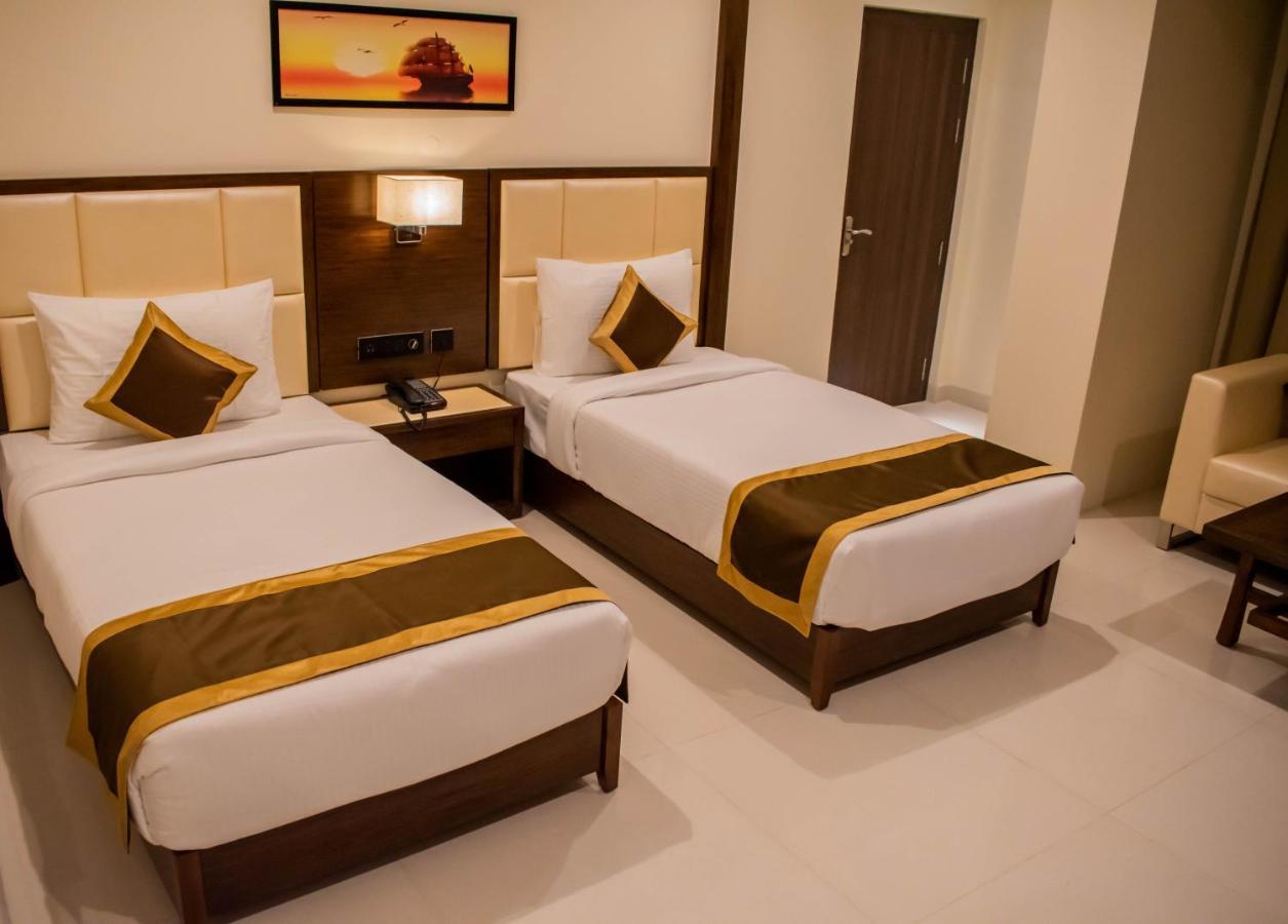 The Parkline Agartala Ngoại thất bức ảnh