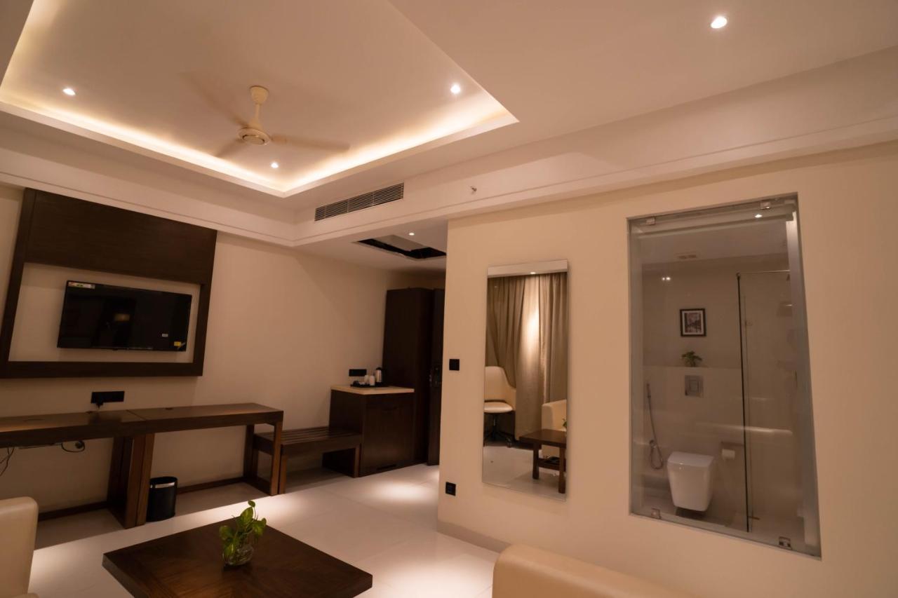 The Parkline Agartala Ngoại thất bức ảnh